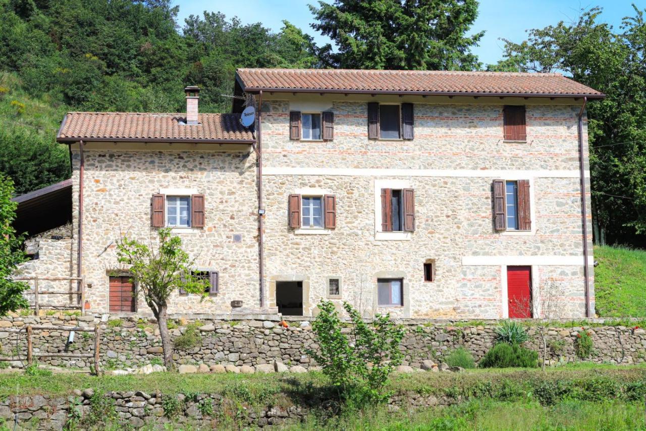 Agriturismo La Cascina Dei Chicchi Bagnone Extérieur photo